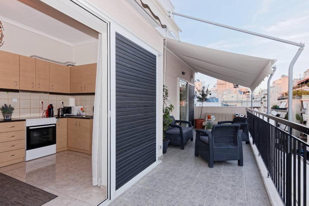 Apartamento Big Terrace Near Metro And Athens Center Exterior foto